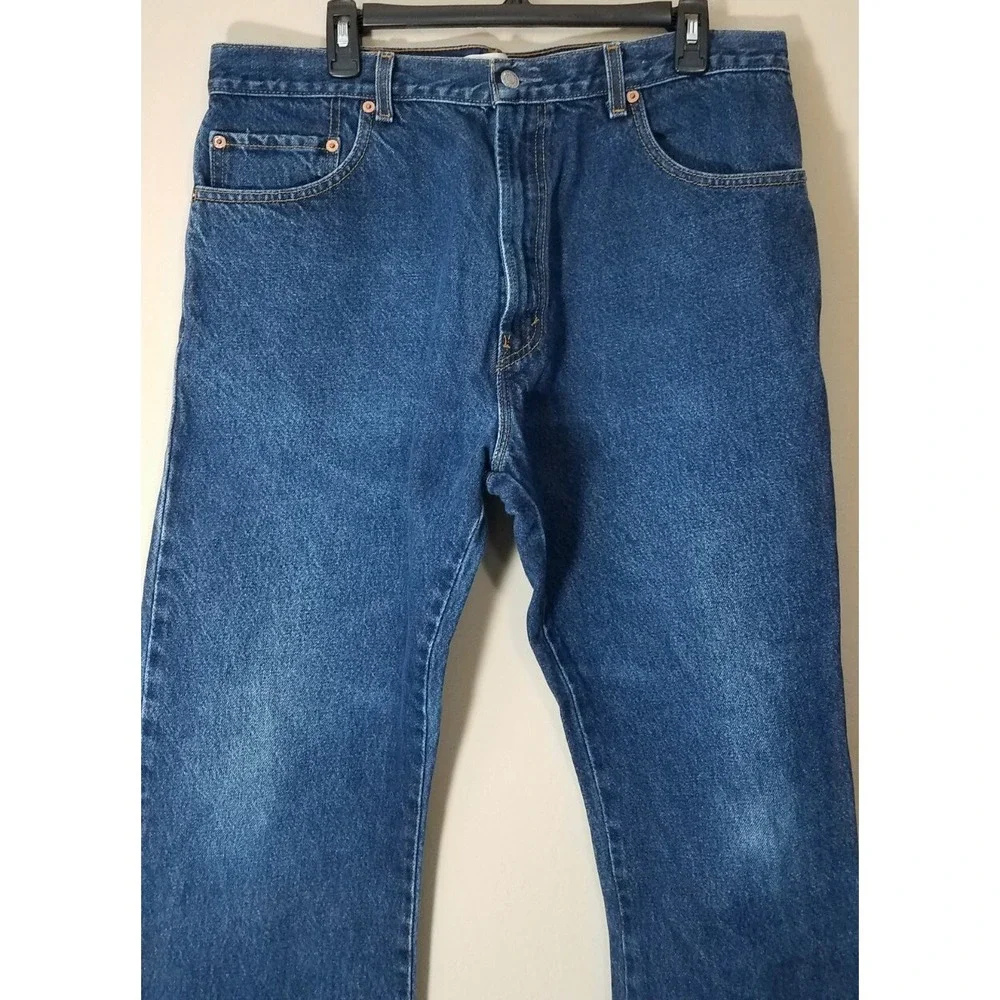 Levis levis 517